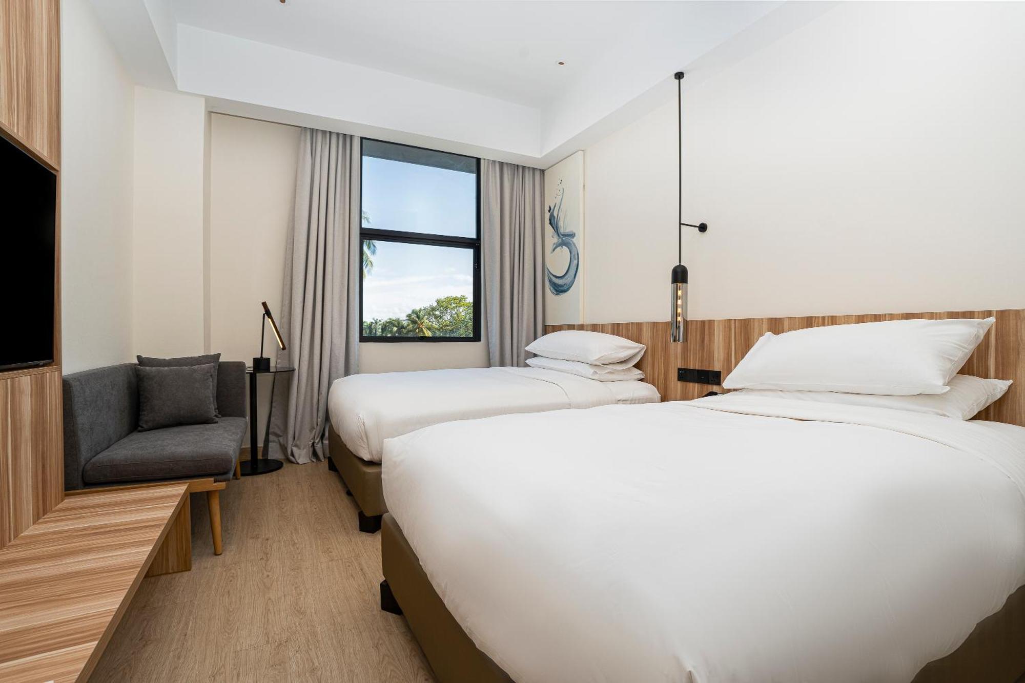 Отель Fairfield By Marriott Kuala Besut Экстерьер фото